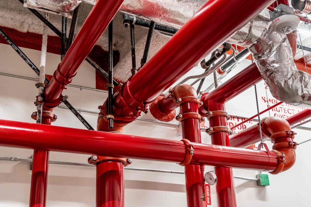 Fire sprinkler grooved couplings for high-rise and industrial systems